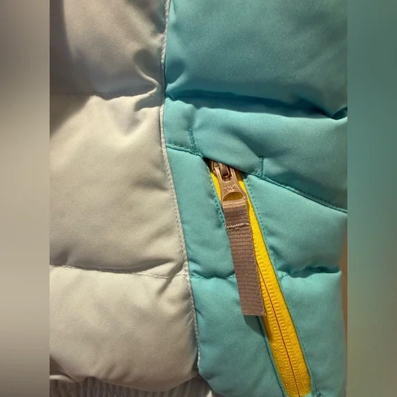 Spyder Kids Winter Puffer Jacket Size 6- Great Condition - Picture 5 of 7